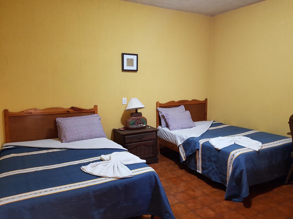 Hotel Nuevo Cupatitzio Uruapan  エクステリア 写真